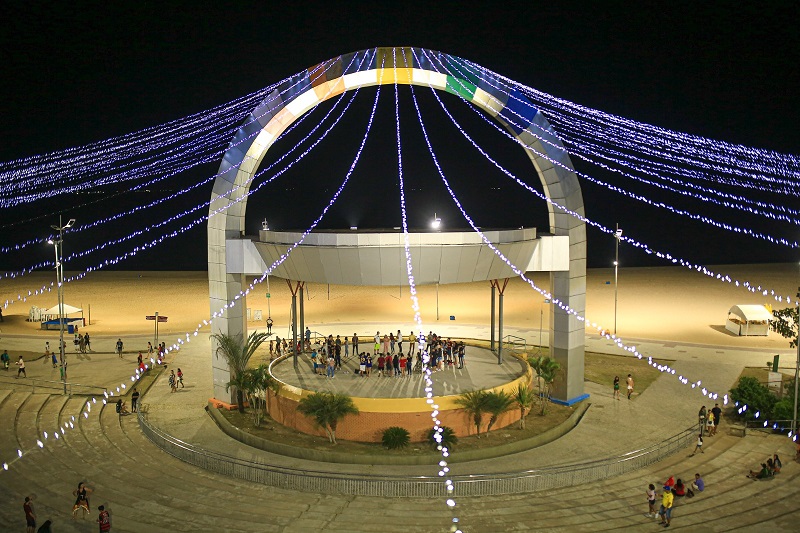 O anfiteatro da Ponta Negra já foi palco do Fifa Fan Fest em 2014 (Foto: Antonio Pereira/Semcom)