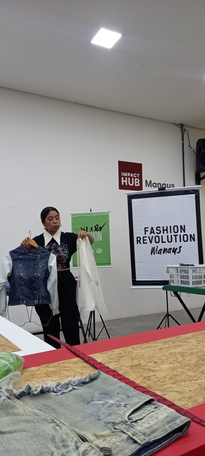 Maior evento ativista de moda do mundo, o Fashion Revolution lança seu  manifesto. – Colabora Moda Sustentável