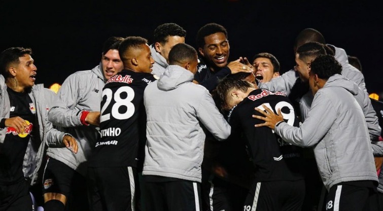 Flamengo é goleado pelo Red Bull Bragantino e cai para o quarto