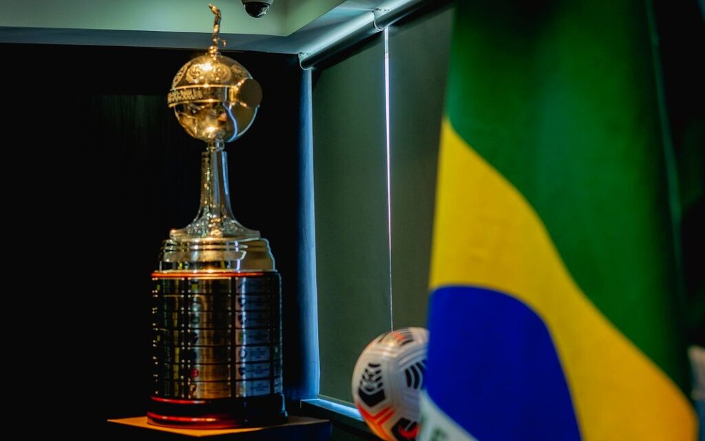 Em noite decisiva, dois clubes brasileiros se classificam na Libertadores