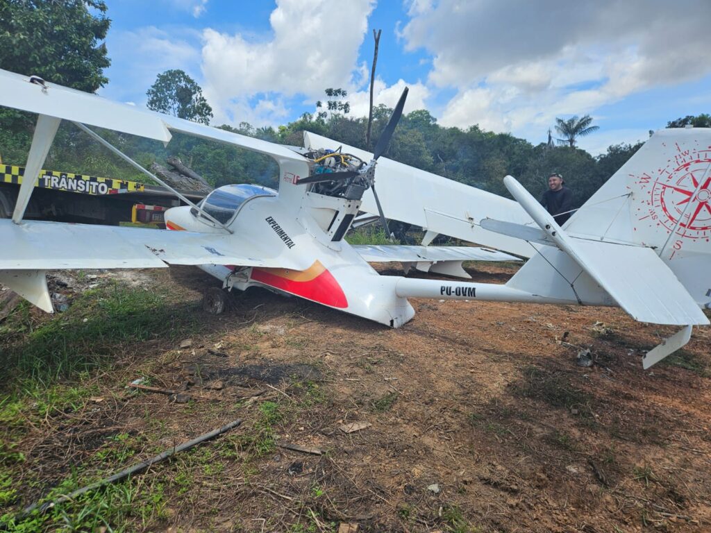 avião interceptado pela PMAM, que era utilizado parar o transporte de drogas.