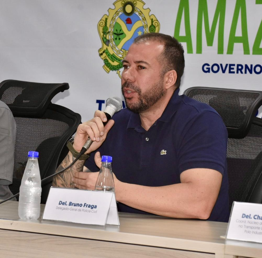 A Secretaria de Estado de Segurança Pública do Amazonas (SSP-AM) anunciou, nesta terça-feira (23), a instalação do Núcleo de Repressão a Roubos no Transporte Coletivo e Rotas do Polo Industrial de Manaus. O anúncio foi feito pelo secretário da SSP-AM, coronel Vinícius Almeida, durante apresentação do índice de redução dos crimes de roubos ao transporte público na capital, que durante o primeiro trimestre deste ano caíram 21%.