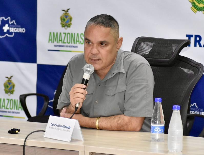 A Secretaria de Estado de Segurança Pública do Amazonas (SSP-AM) anunciou, nesta terça-feira (23), a instalação do Núcleo de Repressão a Roubos no Transporte Coletivo e Rotas do Polo Industrial de Manaus. O anúncio foi feito pelo secretário da SSP-AM, coronel Vinícius Almeida, durante apresentação do índice de redução dos crimes de roubos ao transporte público na capital, que durante o primeiro trimestre deste ano caíram 21%.