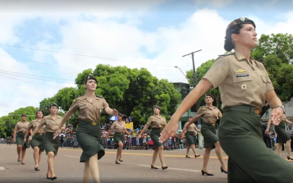 Serviço militar feminino será para as mulheres que se apresentarem voluntariamente para o recrutamento