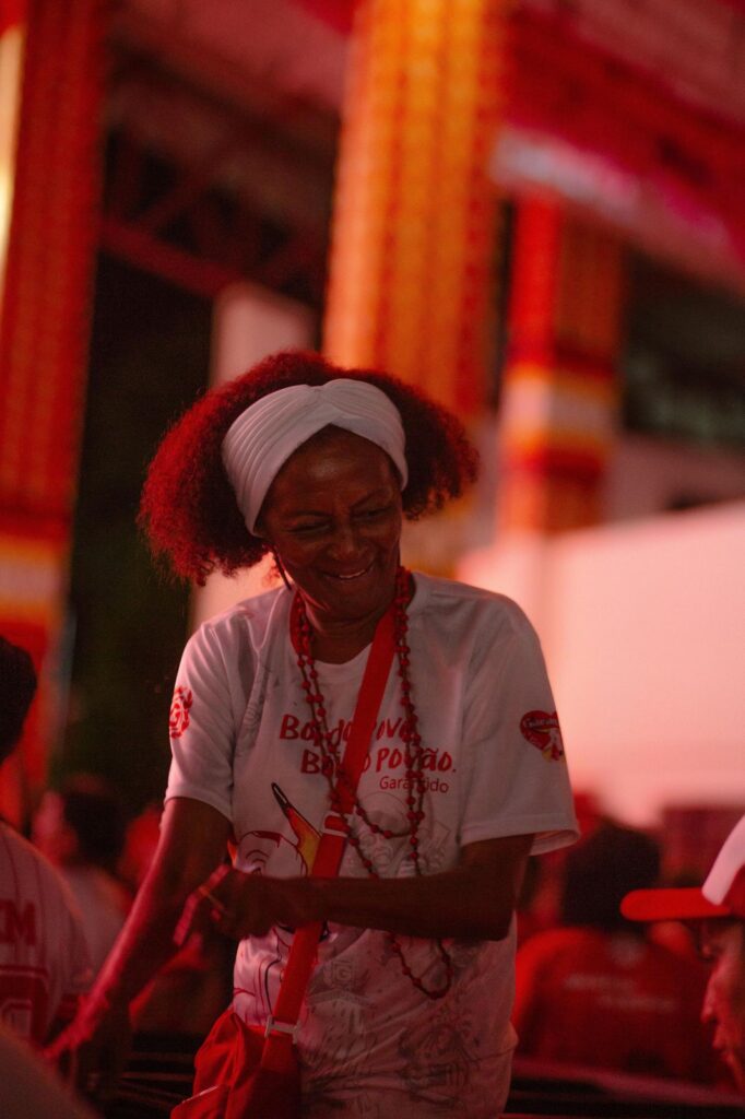 O Boi-Bumbá Garantido realizou, na noite de terça-feira (29), o ensaio técnico geral para o show da Alvorada, que acontece nesta quarta-feira (30), na Cidade Garantido. Com a presença de todos os itens oficiais e componentes, o ensaio serviu como aquecimento para a grande noite que celebra os 50 anos da Alvorada, maior manifestação de rua do Garantido e Patrimônio Imaterial do Amazonas.