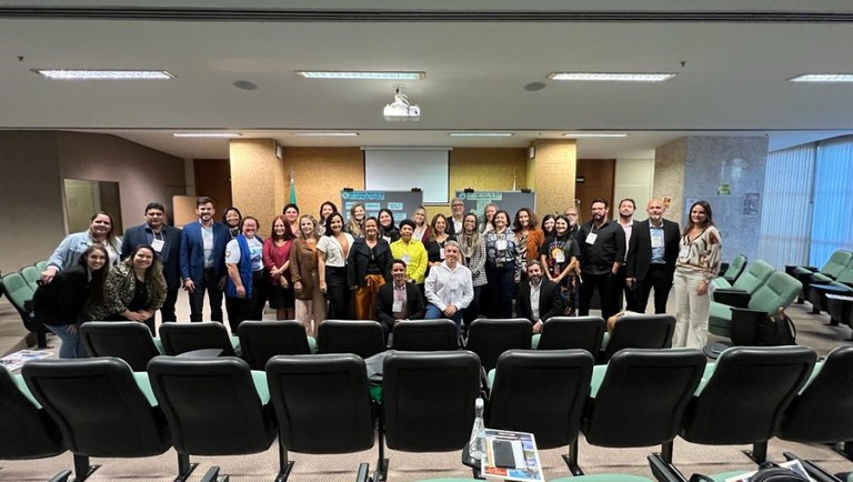 A convite do MTur (Ministério do Turismo), o Governo de Roraima estará participando da Reunião Nacional por meio da Secult (Secretaria de Cultura e Turismo) para compartilhar experiências e conhecimentos sobre as competências e atribuições do Interlocutor Estadual do PRT, que busca inserir municípios com características únicas no Mapa do Turismo Brasileiro.