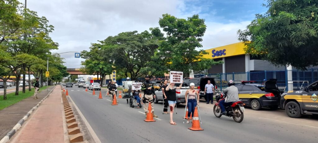 O Detran-RR (Departamento Estadual de Trânsito de Roraima) definiu a programação de ações para a campanha do Maio Amarelo 2025. O lançamento em Roraima ocorrerá a partir das 8h desta terça-feira, 6, na Escola do Sesi, localizada na avenida Brigadeiro Eduardo Gomes, 3786, no bairro Aeroporto.