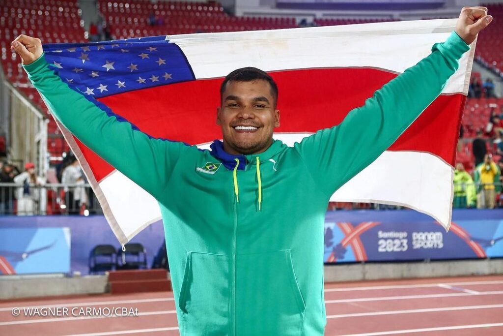 Nos últimos anos, o Governo do Amazonas, por meio da Secretaria de Estado do Desporto e Lazer (Sedel), tem se destacado como um dos principais fomentadores do esporte de alto rendimento, com políticas públicas como o Bolsa Esporte Estadual e o Projeto Amazonas nas Olimpíadas de Paris 2024. Fruto desse investimento, o estado voltou a ser representado nos Jogos Olímpicos e Paralímpicos, após 12 anos, e obteve resultados consistentes em competições nacionais e internacionais.