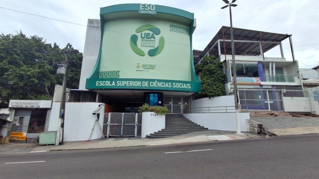 Capacitar profissionais da área contábil com conhecimentos diversificados para atuar ou auxiliar na gestão de empreendimentos contábeis que envolvem gestão, processos de abertura, manutenção e encerramento de empresas. E essa qualificação pode ser adquirida no MBA em Gestão e Empreendedorismo Contábil da Universidade do Estado do Amazonas (UEA). As inscrições seguem até às 23h59, do dia 22 de junho.