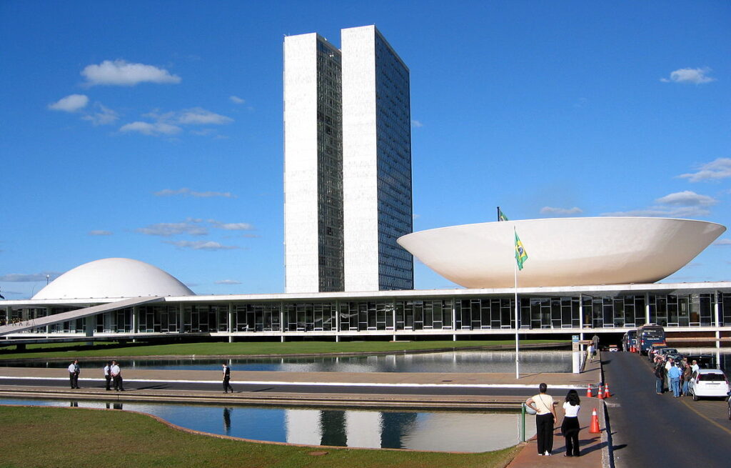 Planalto e STF sinalizam ao Senado aceitar “anistia light”