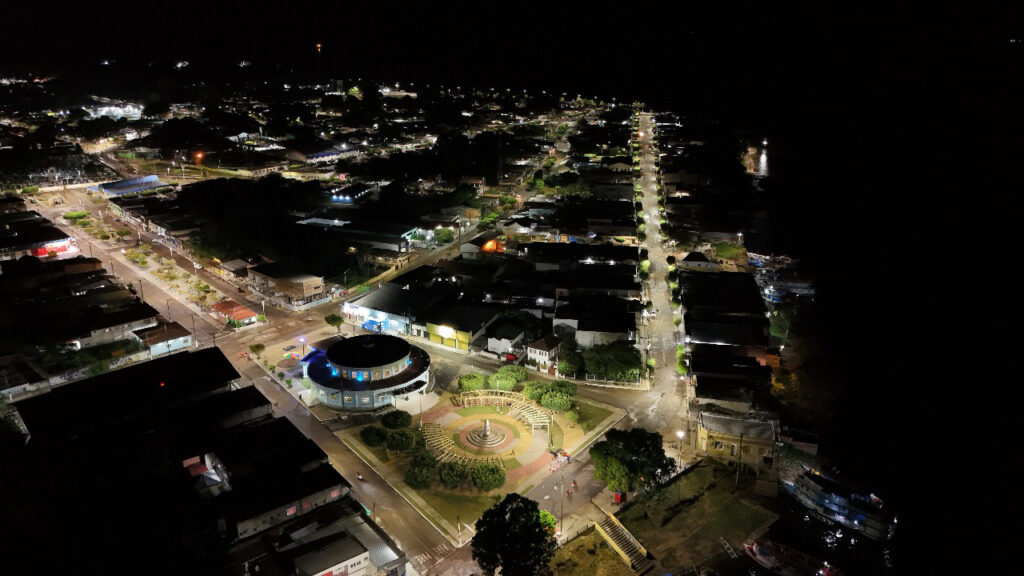 Governo do Amazonas implanta mais de 2,9 mil pontos de iluminação de LED em Maués