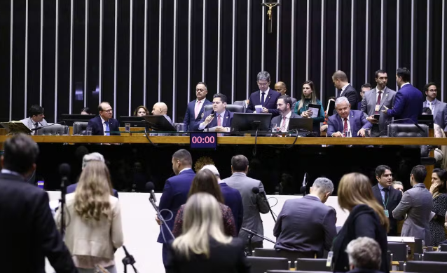 Congresso aprova proposta para permitir que nova faixa de isenção do IR tenha duração indeterminada