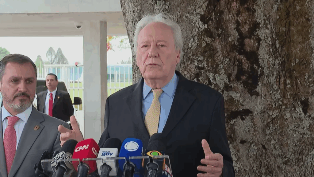 Lula ficou “surpreso” com falta de informações sobre operação, diz ministro