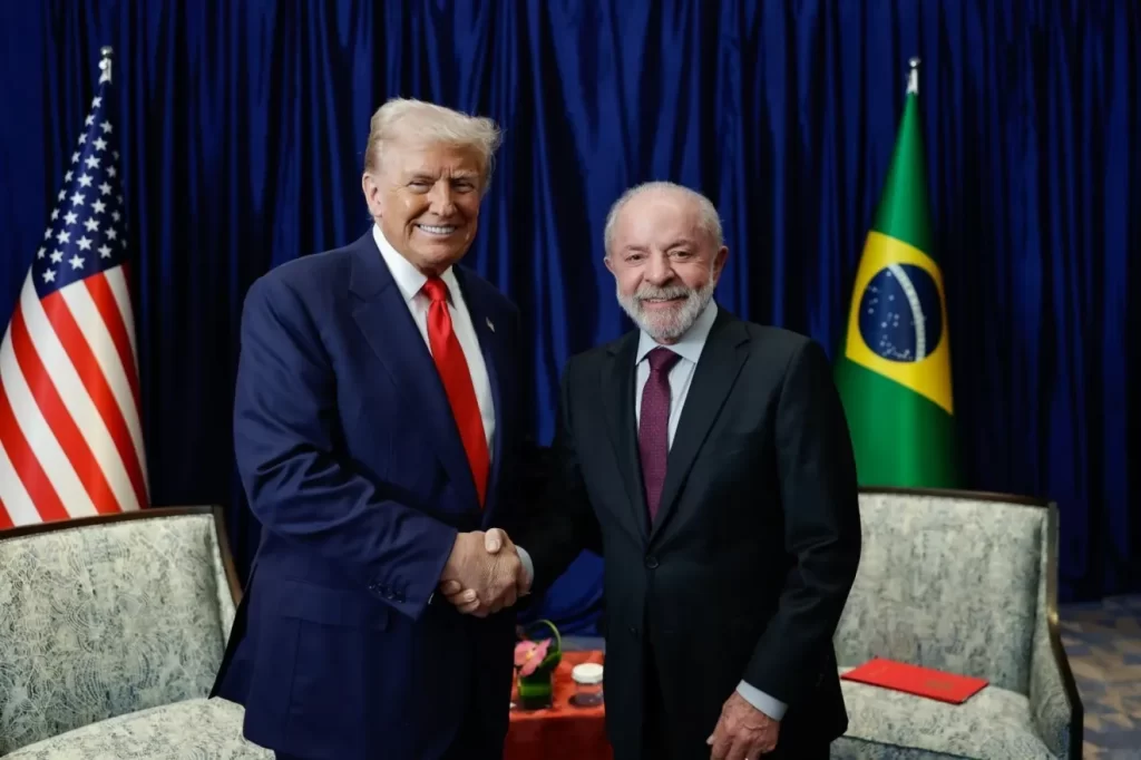 Presidente Lula diz que reunião com Trump foi ‘ótima’ e abriu negociação ‘imediata’ de tarifaço e sanções