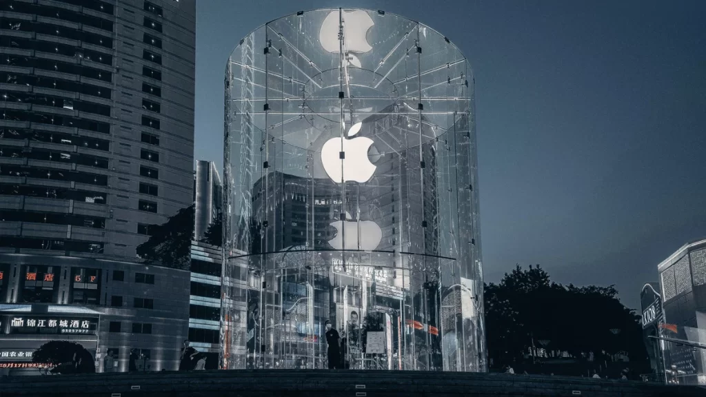 Apple supera valor de mercado de US$ 4 trilhões pela 1ª vez com vendas de iPhone