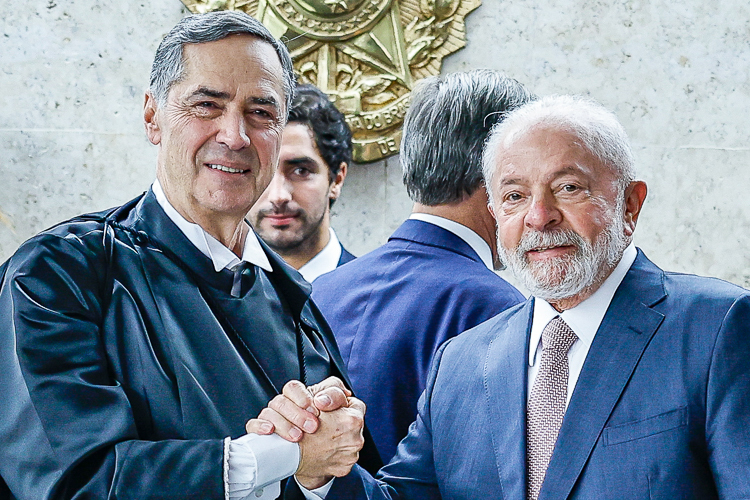 Presidente Lula e Luís Roberto Barroso jantam no Palácio da Alvorada e discutem sucessão no STF