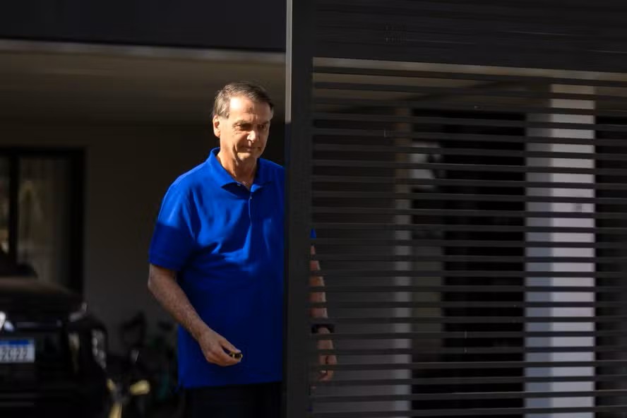 Jair Bolsonaro pede ao STF para ficar em prisão domiciliar
