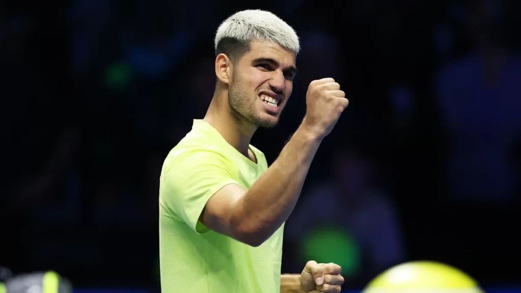 ATP Finals: Carlos Alcaraz vence mais uma e garante n°1 do ranking até 2026