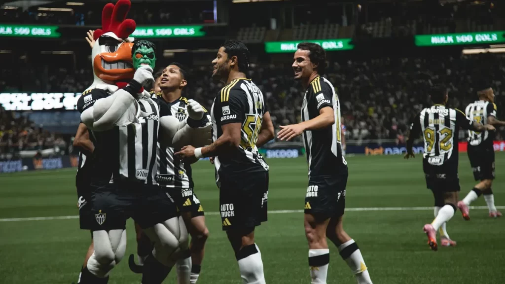 Atlético-MG busca título inédito, vaga na Libertadores e prêmio milionário