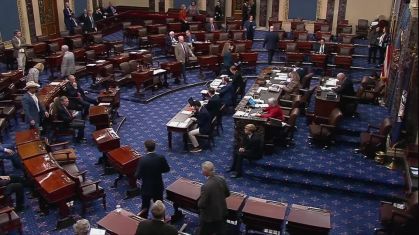 Senado dos EUA avança com projeto para encerrar paralisação do governo