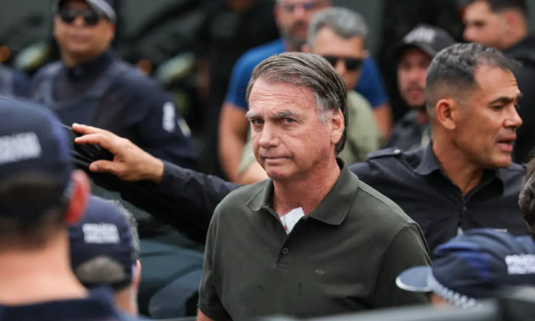 Bolsonaro pode ser preso antes de receber visita de Tarcísio