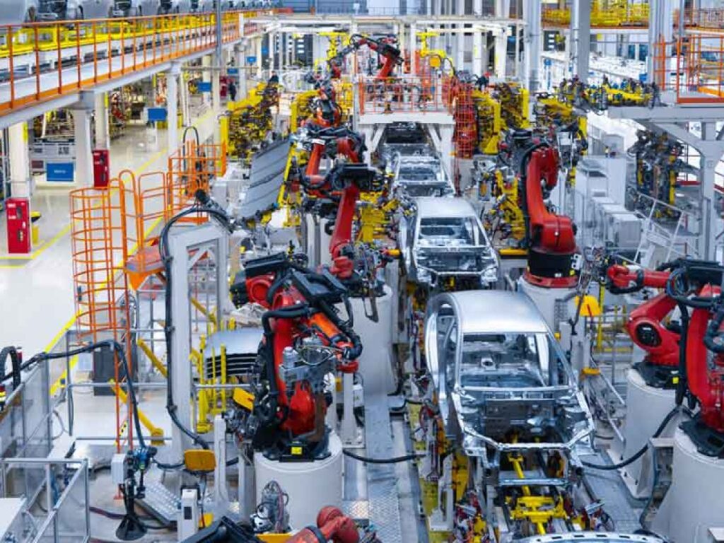 Produção industrial no Brasil cai 0,4% em setembro, mostra IBGE