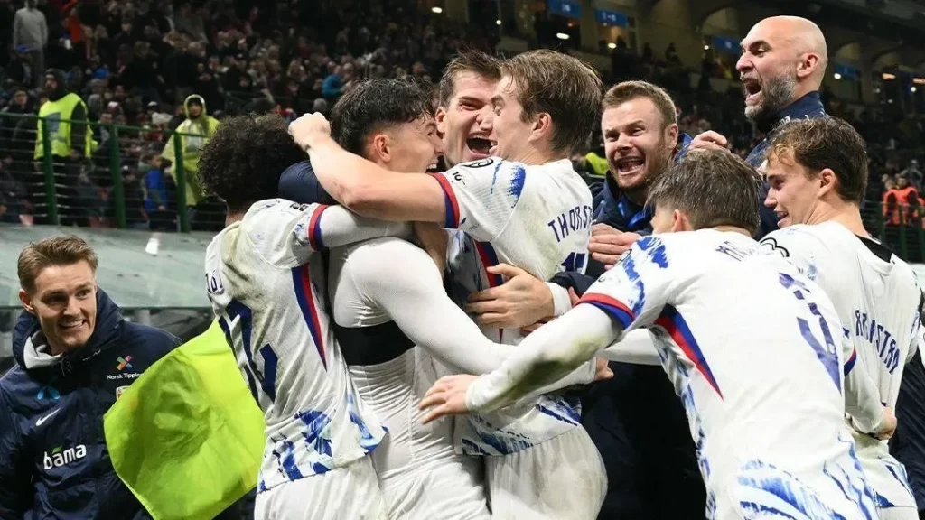 Noruega goleia a Itália e volta à Copa do Mundo após 28 anos