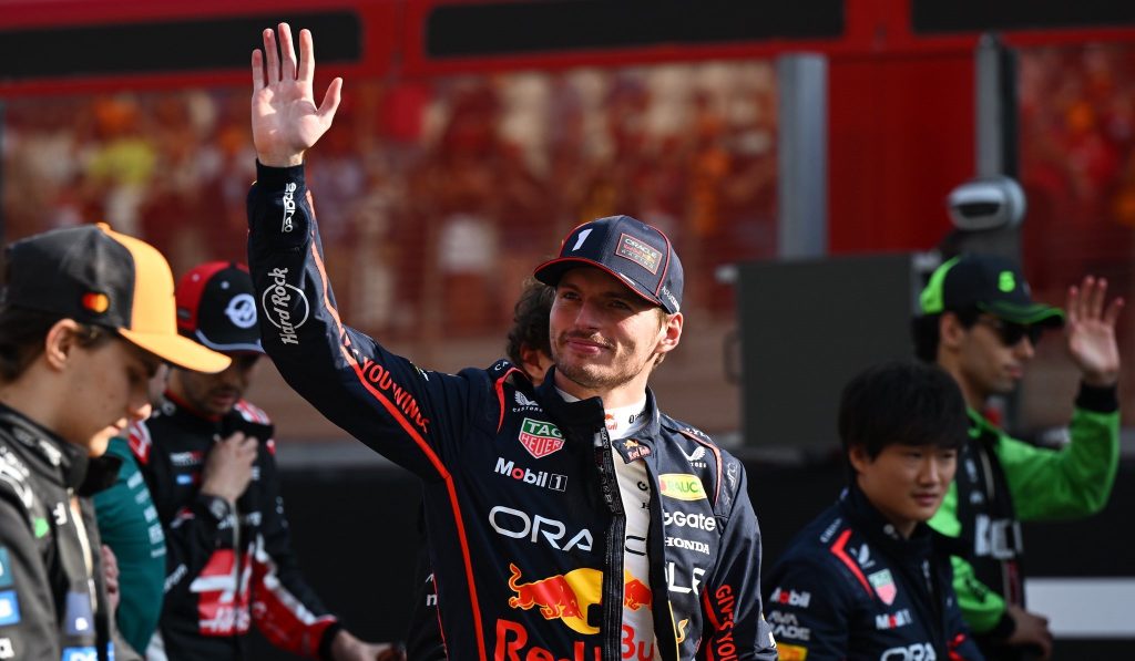 F1: Verstappen supera Hamilton e lidera ranking de pilotos mais bem pagos de 2025; confira lista