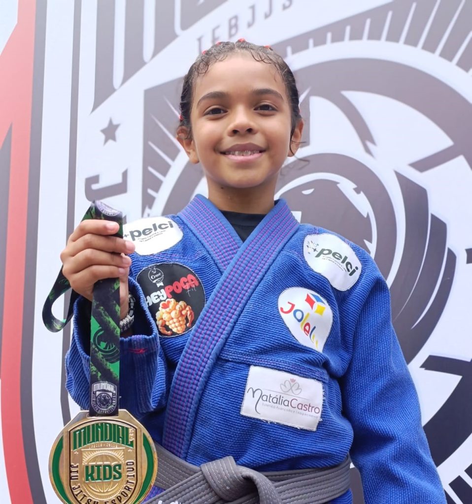 Atleta do Pelci conquista título mundial no Jiu-Jítsu Esportivo Kids em São Paulo