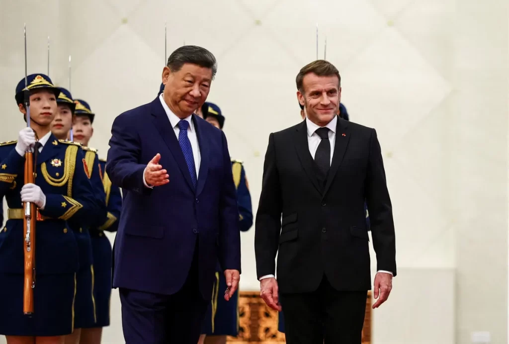 Na China, Emmanuel Macron pede ação de Xi Jinping para encerrar guerra na Ucrânia