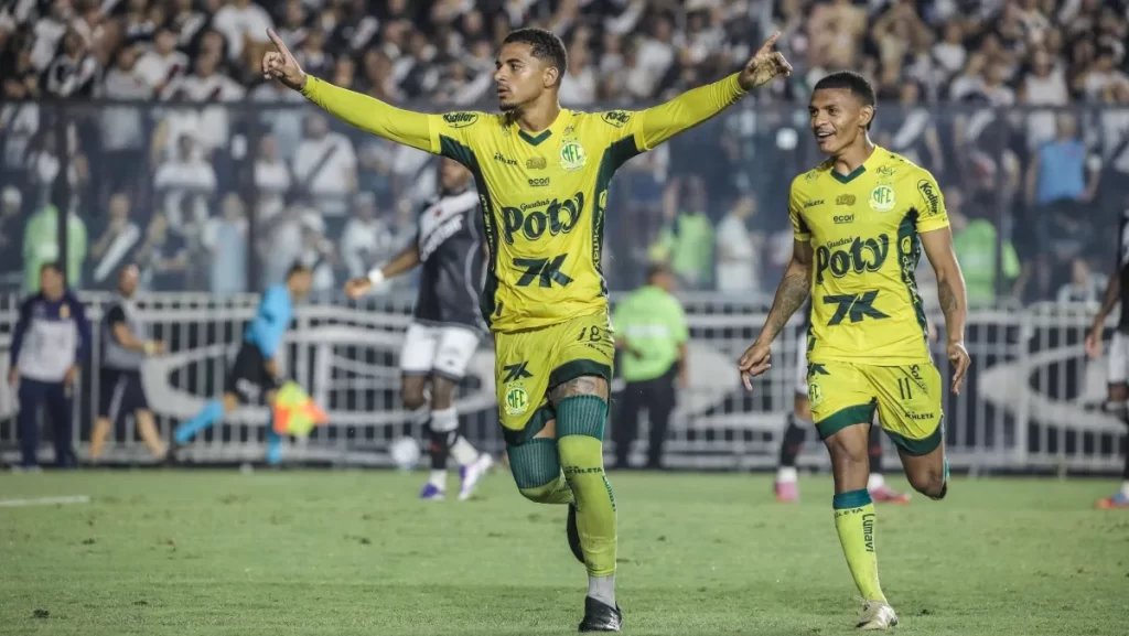 Brasileirão: Vasco perde do Mirassol e segue com chance de rebaixamento