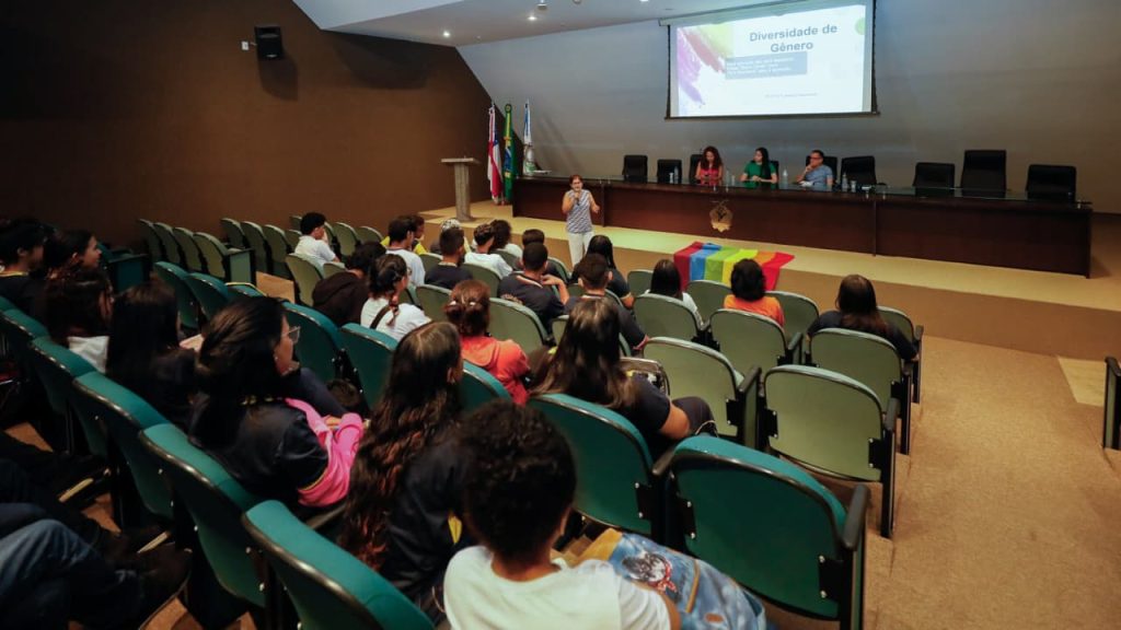 Por meio da produção de leis, Aleam reforça compromisso com a população trans do Amazonas