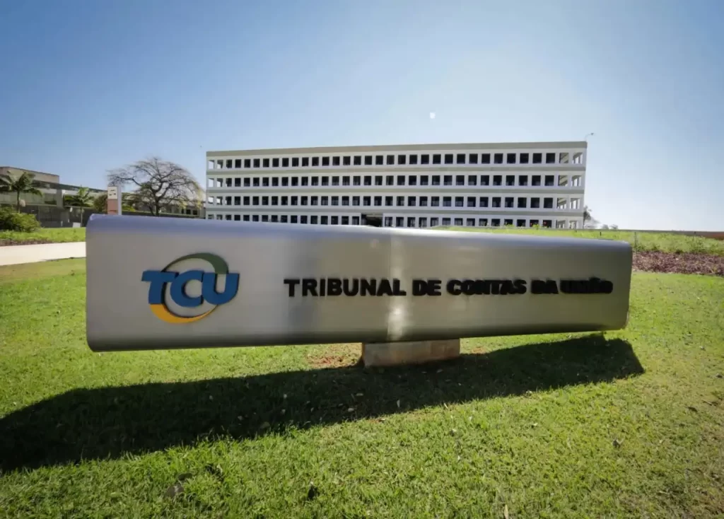 Relator do TCU suspende inspeção no Banco Central e leva decisão ao plenário