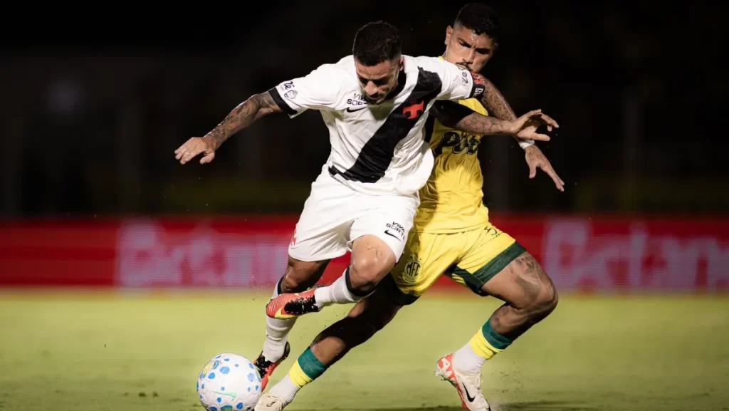 Vasco repete erros e leva virada do Mirassol na estreia do Brasileirão