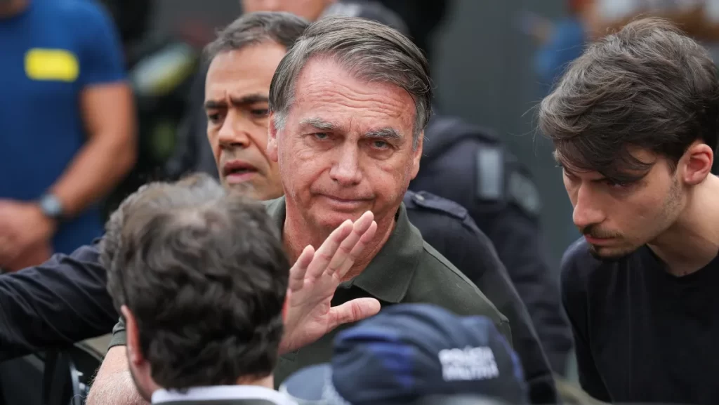 Jair Bolsonaro pede ao STF tratamento com psicólogo na prisão