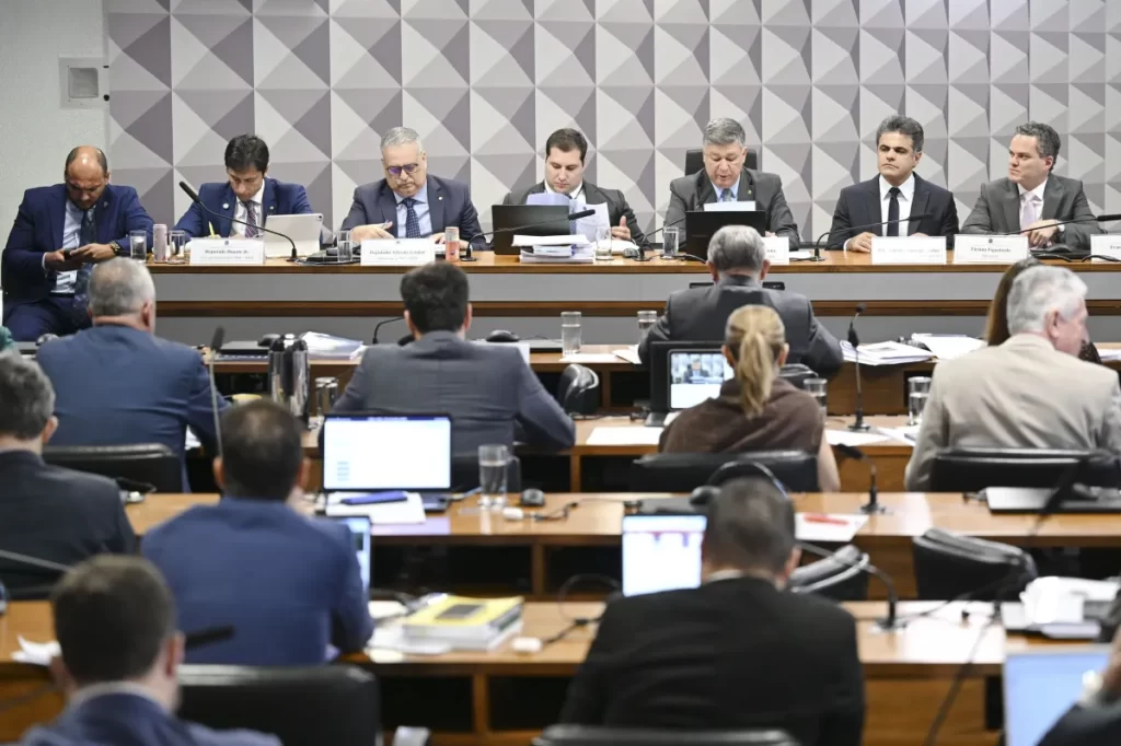 CPMI do INSS antecipa depoimento de Vorcaro para segunda-feira (23)