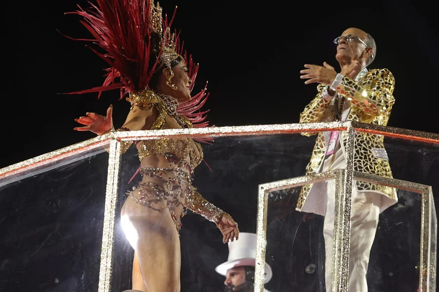 Carnaval 2026: Com homenagem a mestre Ciça, Viradouro é campeãdo Grupo Especial do RJ