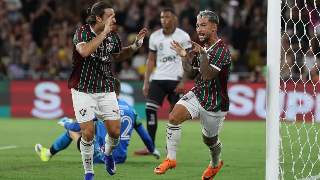 Fluminense vence Botafogo e segue invicto no Brasileirão