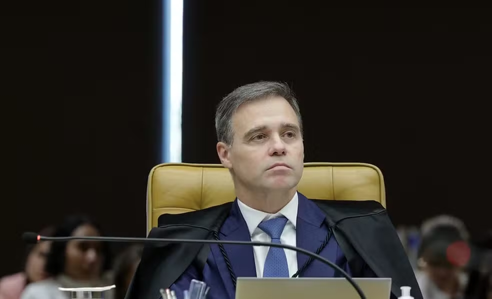 Em nova reunião, Polícia Federal atualiza André Mendonça sobre investigações do caso do Banco Master