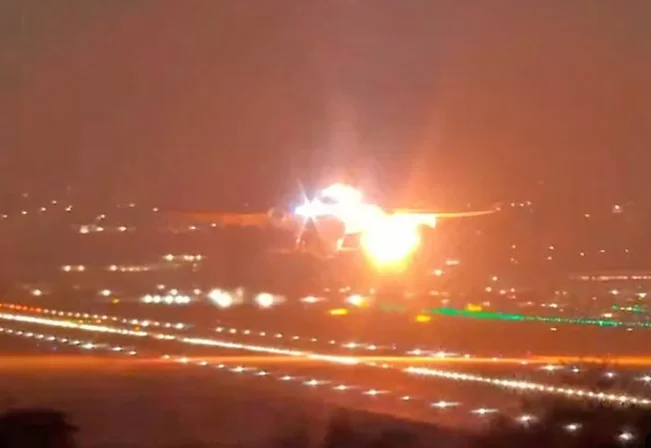 Motor de avião explode durante decolagem no Aeroporto de Guarulhos