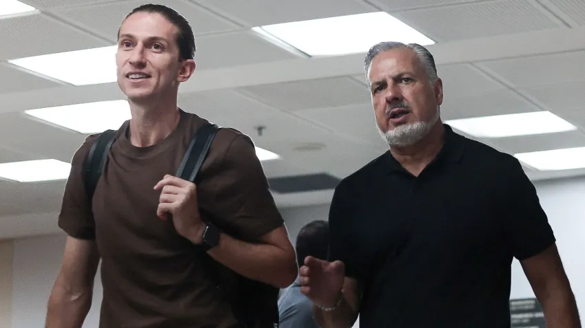 Saída de Filipe Luís aumenta desgaste entre José Boto e elenco do Flamengo