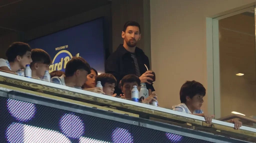 Messi é processado por ficar fora de amistoso da Argentina em Miami