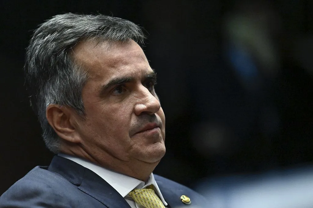 Operação contra Ciro Nogueira reduz chance de Daniel Vorcaro fechar delação