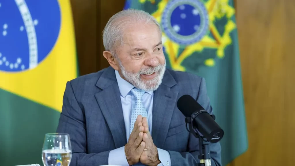 Governo diz travar “combate permanente” contra PCC e CV