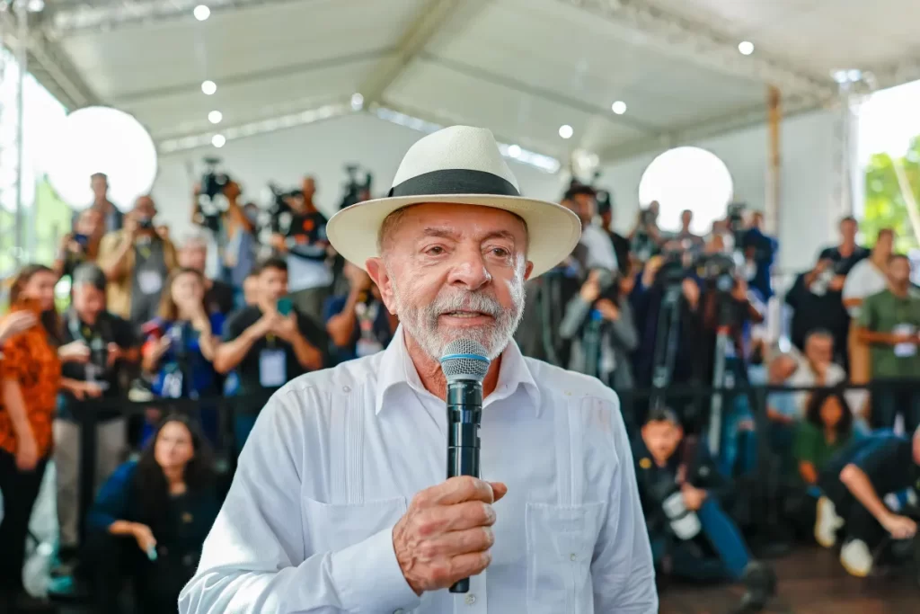 Presidente Lula diz que indicará Jorge Messias novamente ao STF