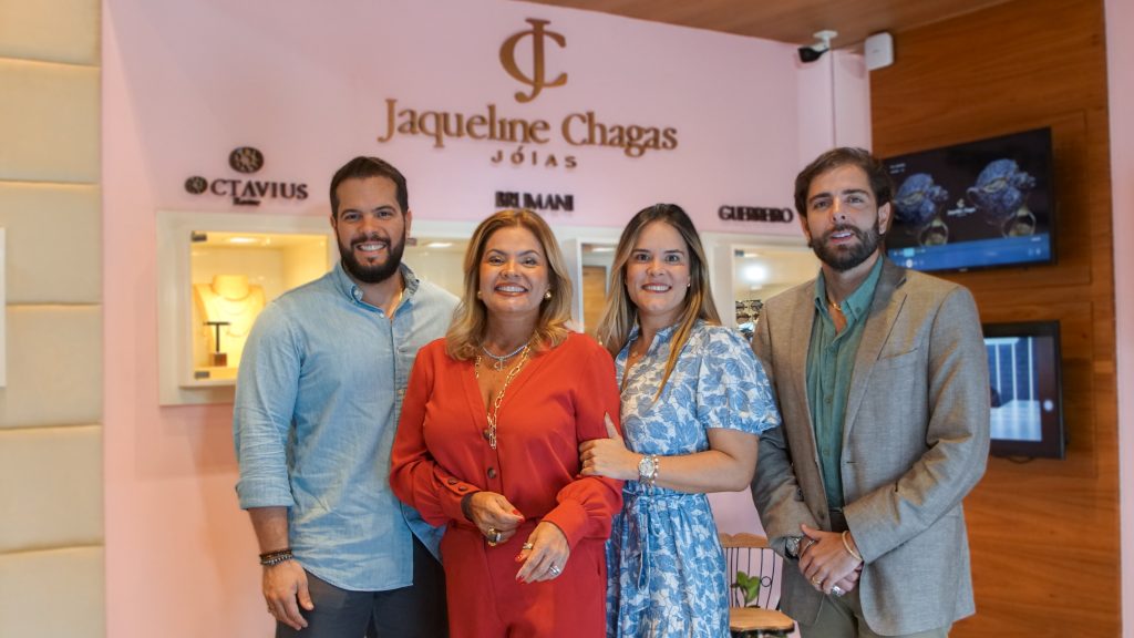 Entre cicatrizes e ouro, a maternidade e a arte de forjar o futuro sob pressão