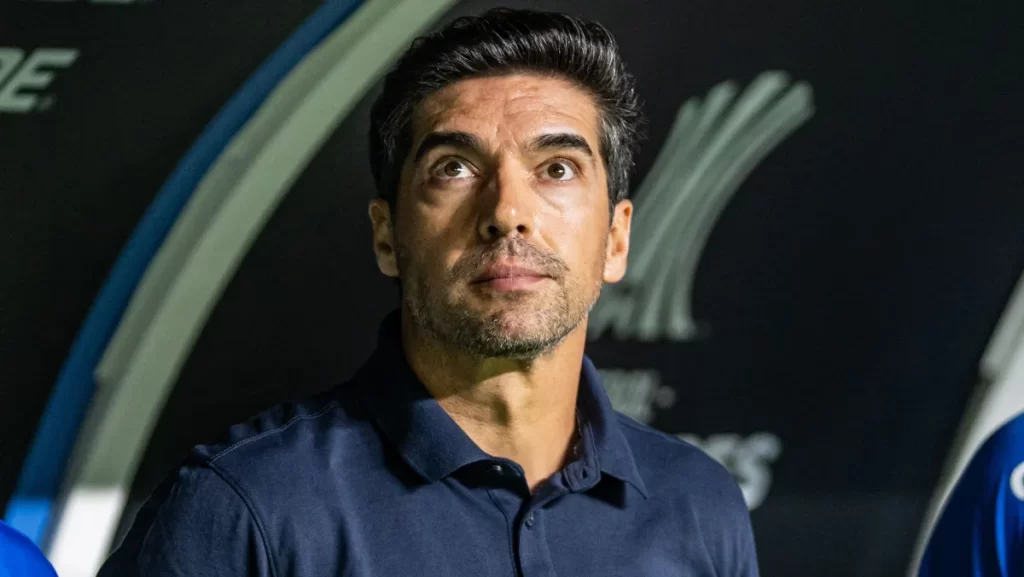 Organizada do Palmeiras pede saída de Abel Ferreira: “Já deu”