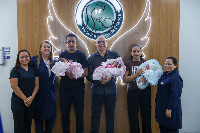Trigêmeos que nasceram na Maternidade Ana Braga recebem alta