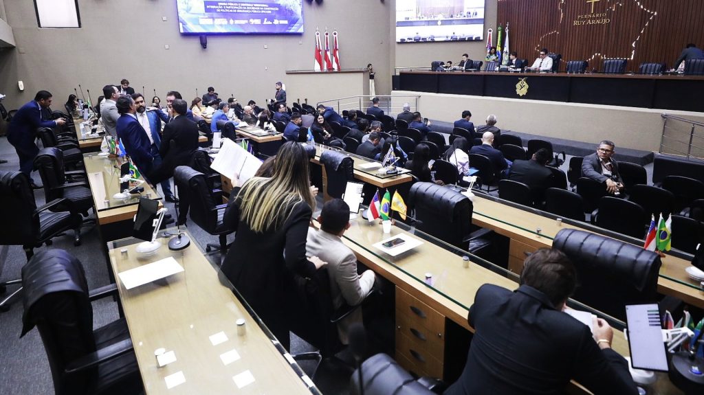 Aleam aprova projetos voltados ao empreendedorismo da mulher ribeirinha e ao combate ao tráfico de drogas