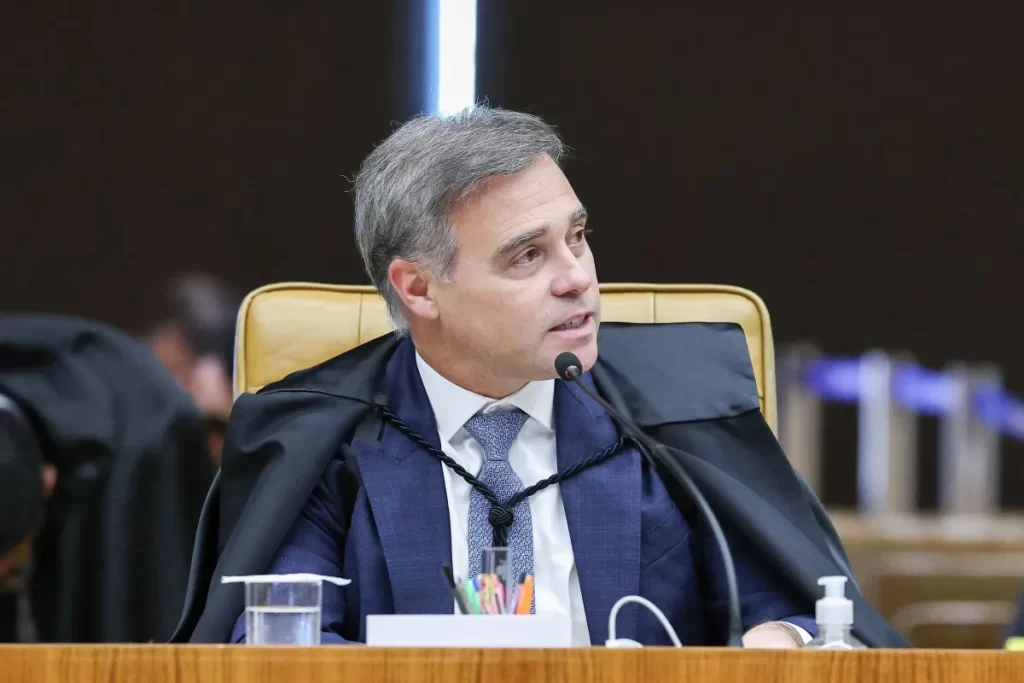 André Mendonça avalia medida após troca na Polícia Federal em caso que cita Lulinha